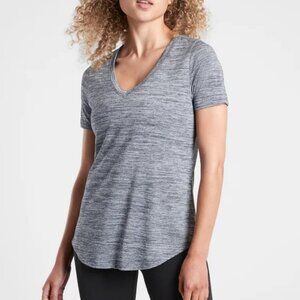 Athleta Breezy Scoop V-Neck Tee T-Shirt Gray Short Sleeve Medium